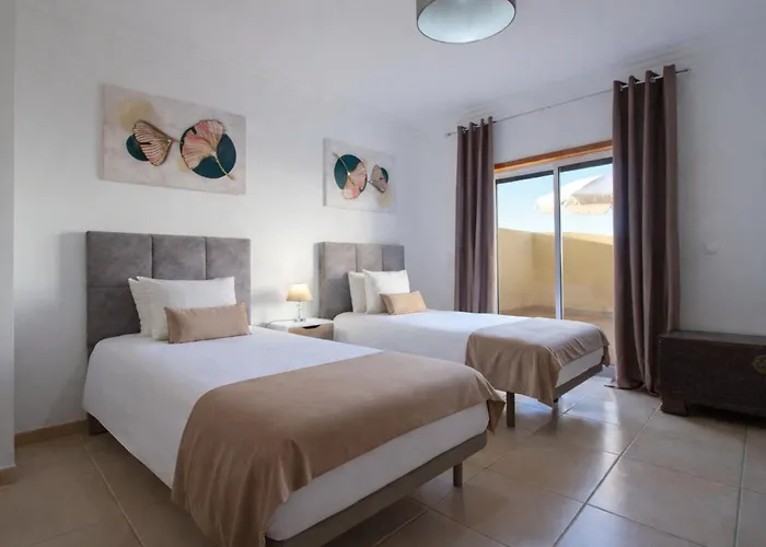 Alameda By Algarve Holidays * Quarteira